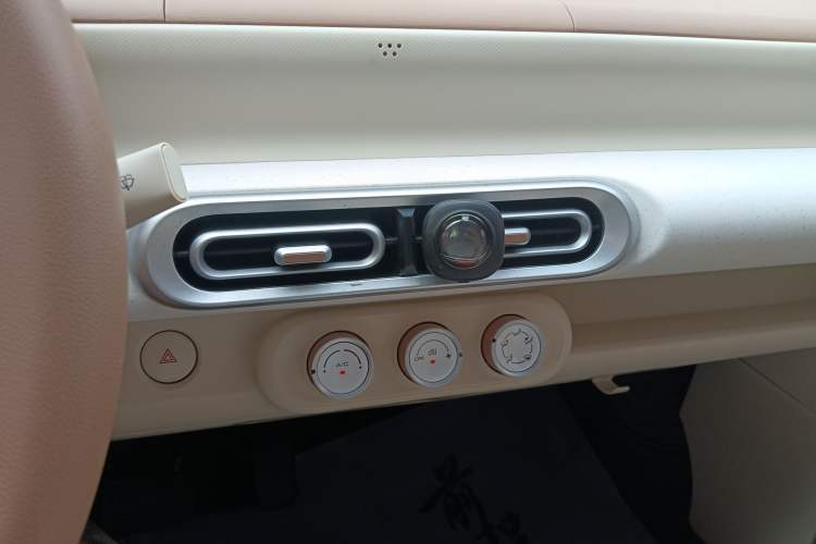 Used Wuling Hongguang MINIEV 2024 3rd Generation 215km Youth Edition