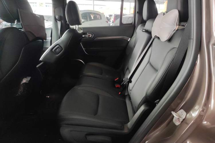 Used Jeep Grand Commander 2018 2.0T Four-Wheel Drive Enjoyment Version China V
