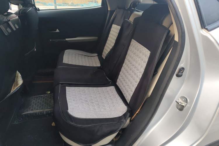 Used ORA iQ 2018 High-Range Version Smart Connectivity Model
