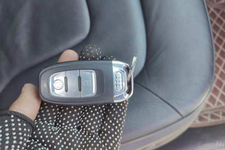 Used Audi A5 2016 Restyled Sportback 45 TFSI Comfort Version Vehicle Key