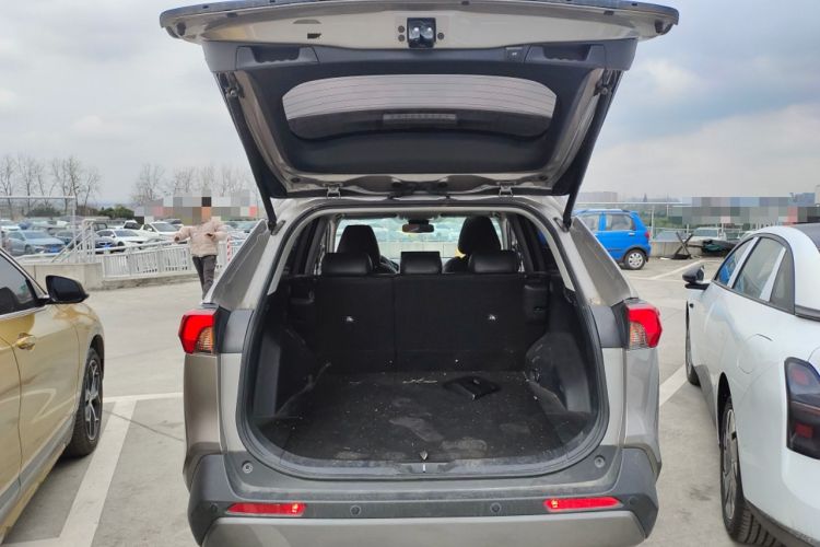 Used Toyota RAV4 2020 2.0L CVT Two-Wheel Drive Fashion Edition
