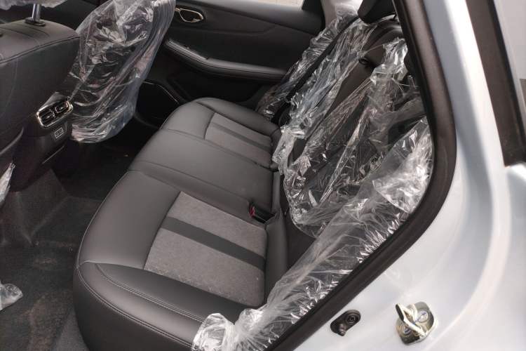 Used AION S MAX 2024 70 Star Edition Left Rear Seat