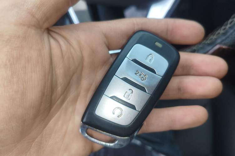 Used Changan CS85 COUPE 2019 2.0T Automatic Version China VI Standard