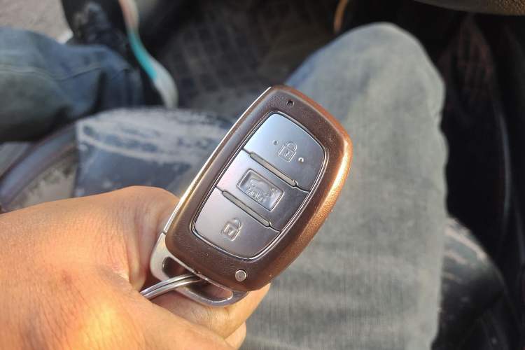 Used Hyundai Elantra (6th Generation / Lingdong) 2018 1.6L Automatic 15th Anniversary Special Edition
