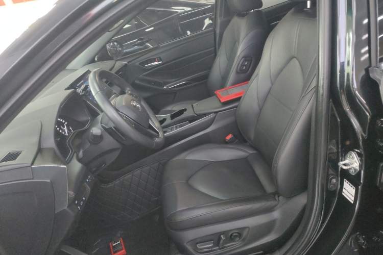 Used Toyota Avalon 2022 2.5L Luxury Edition