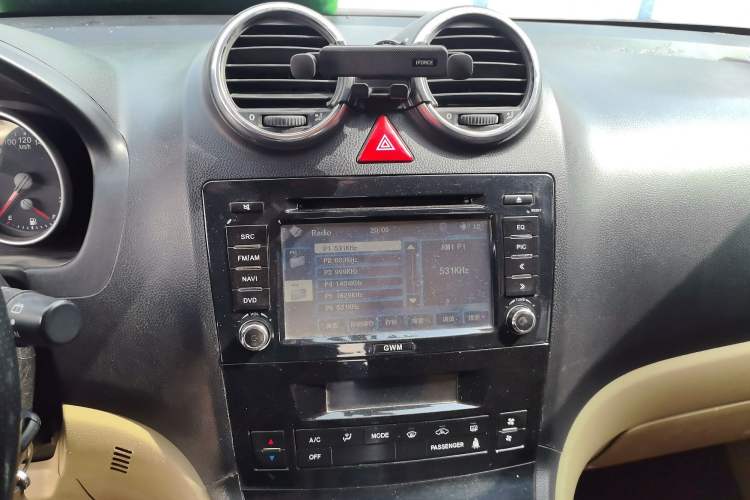 Used Haval H6 2011 2.0L Manual Two-Wheel Drive Urban Version
