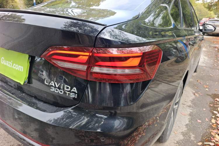 Used Volkswagen Lavida 2024 300TSI DSG Starry Sky Leading Edition Exterior 3