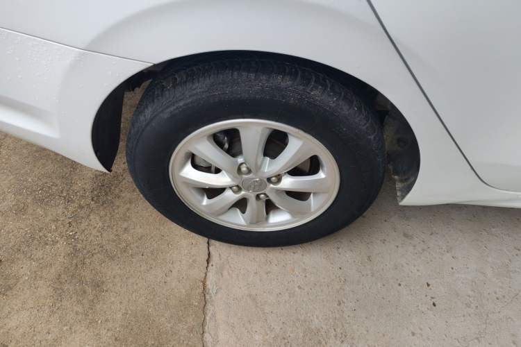 Used Hyundai Verna (older generation) 2017 1.4L Automatic YueXiang Edition China V-standard
