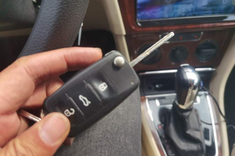 Used Volkswagen Lavida 2013 Restyled Classic 1.6L Automatic Comfort Edition Vehicle Key