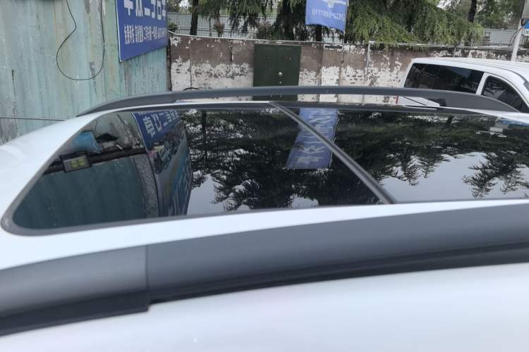 Used HYOSOW S5 2017 1.3T Manual Luxury Model Roof