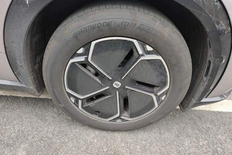 Used Xiaomi Auto YU7 2025 Ultra-Long Range Rear-Wheel Drive Version
