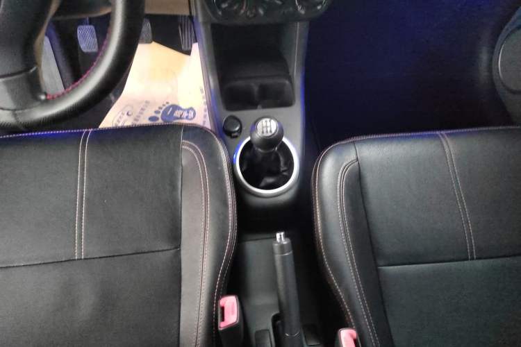 Used Suzuki Swift 2016 1.5L Manual Fashion Edition Cool Play Version