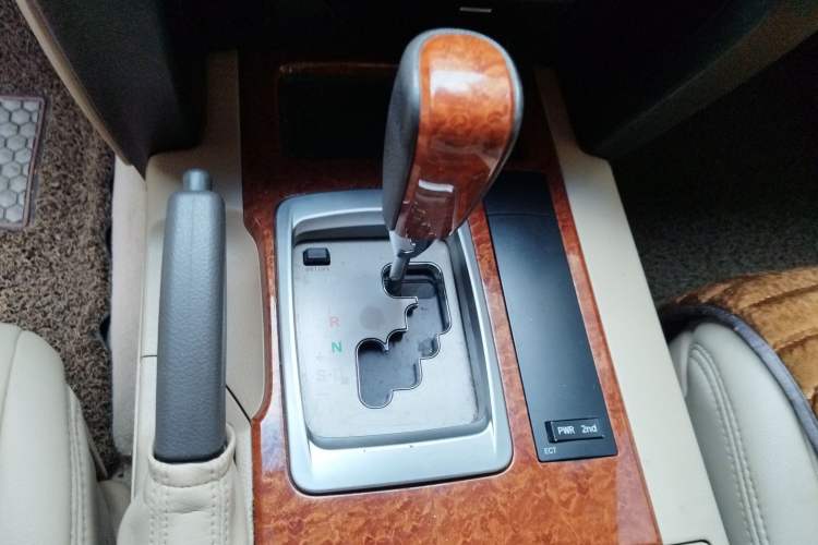 Used Toyota Land Cruiser  Gear Lever