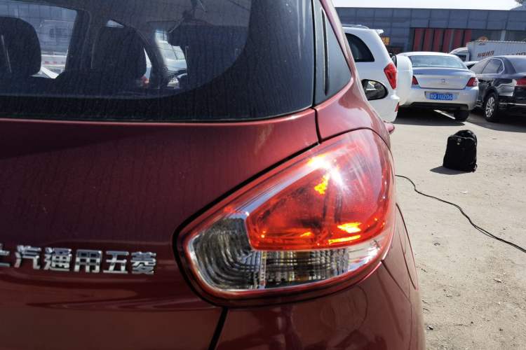 Used Baojun 310 2017 1.5L Automatic Fashion Model Right Rear Taillight