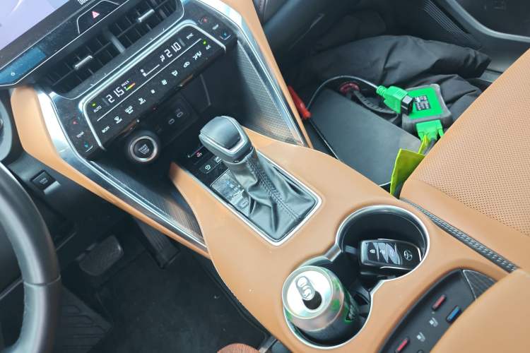 Used Toyota Venza 2023 2.0L CVT Two-Wheel Drive Prestige Version
