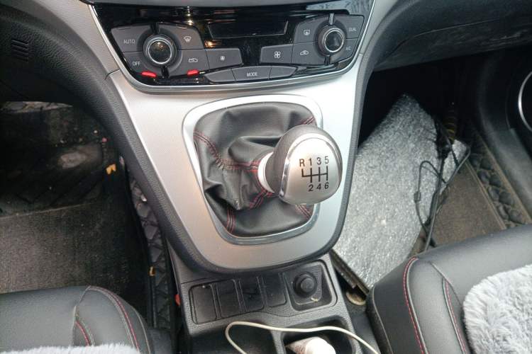 Used Haval M6 2019 1.5T Manual Two-Wheel Drive Elite Version China VI Standard
