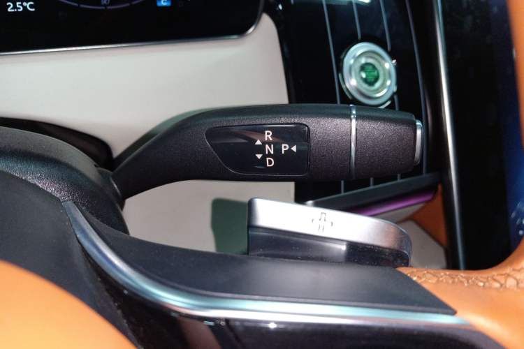 Used Mercedes-Benz Vito 2021 2.0T Business Version 7 Seats