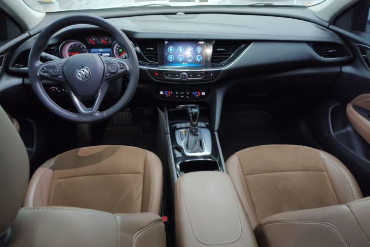 Used Buick Regal 2019 20T Elite Version China VI Standard Center Console