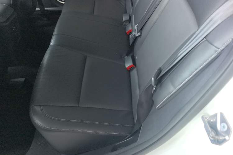 Used Ford Escort 2015 1.5L Automatic Fashion Model Left Rear Seat