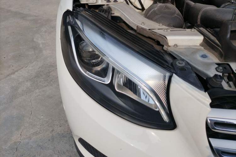 Used Mercedes-Benz GLC 2016 GLC 200 4MATIC Right Front Headlight