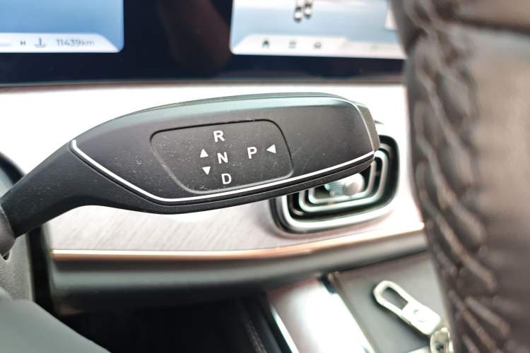 Used Chery Tiggo 9 2025 2.0T Dual-Clutch Two-Wheel Drive Luxury Edition 7 Seats