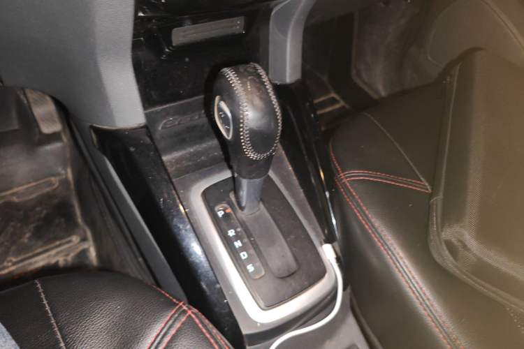 Used Ford EcoSport 2013 1.5L Automatic Fashion Model