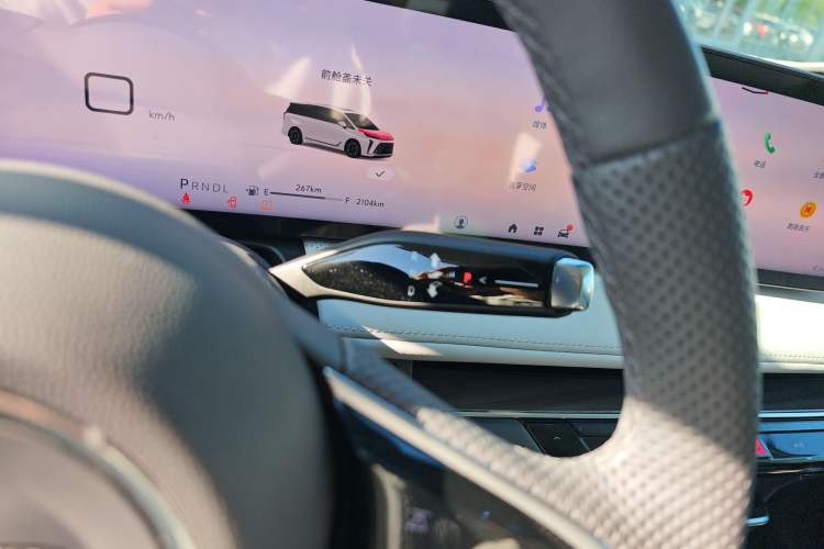 Used Buick GL8 2025 Lu Zun Deluxe Edition