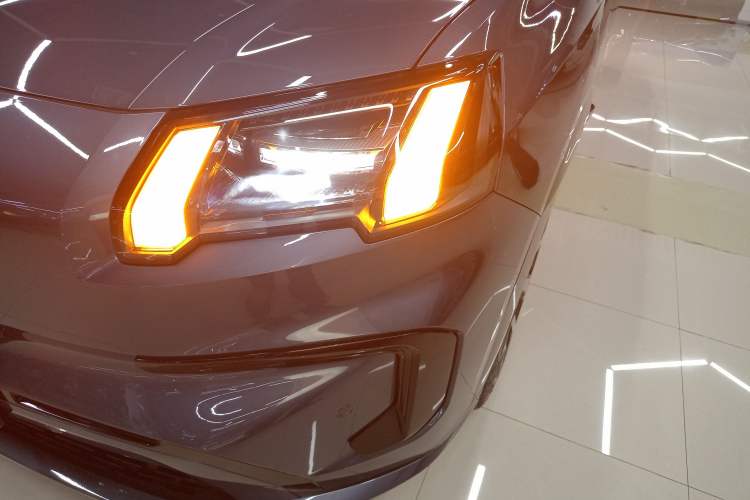 Used AION V 2024 Aion Tyrannosaurus 650 LiDAR Edition