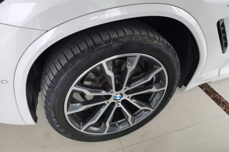 Used BMW X3 2023 Restyled xDrive30i Leading Edition M Night Sky Package Exterior 4