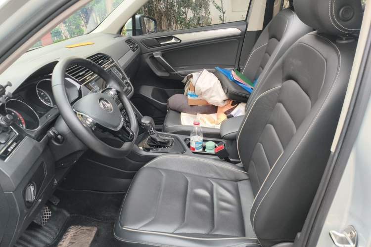 Used Volkswagen Tiguan L 2017 330TSI Automatic Two-Wheel Drive Flagship Edition Left Front Seat