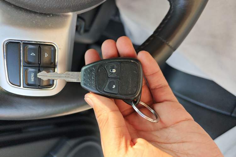 Used Jeep Compass 2015 2.0L two-wheel drive sport version