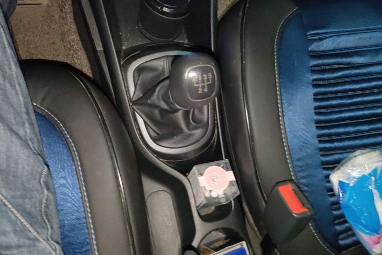 Used Kia K2 2015 Sedan 1.4L MT GLS
