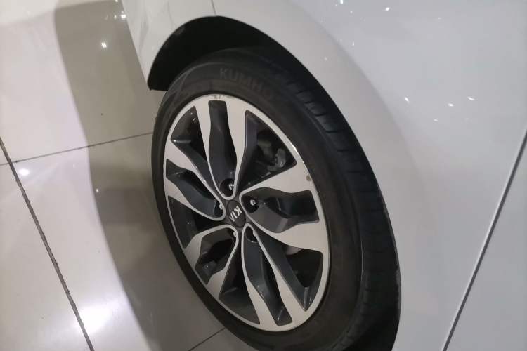 Used Kia K5 2014 2.0L Automatic LUXURY