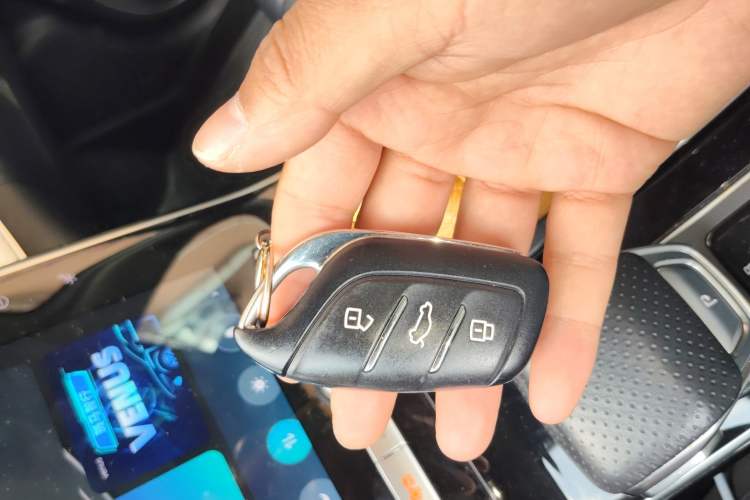 Used Roewe RX5 MAX 2021 Supreme Series 400TGI Automatic Smart Cabin Prestige Edition