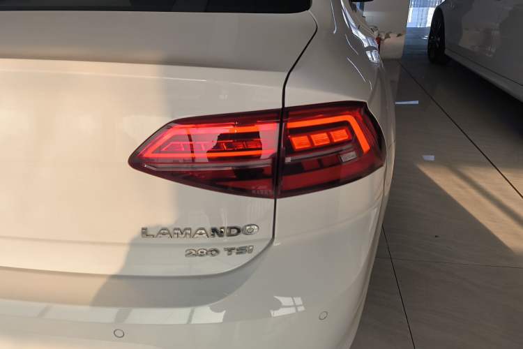 Used Volkswagen Lamando 2019 280TSI DSG Comfort Edition China V Standard
