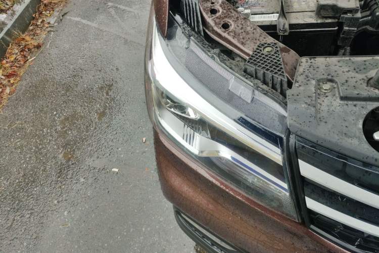 Used CHANGAN KAICHENG Ounuo S 2023 1.5L Deluxe Edition Dual-Steaming Air-Conditioned Passenger Van JL473QG 7 Seats Right Front Headlight