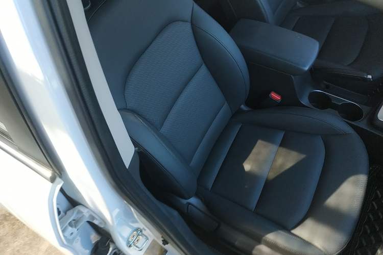 Used Hyundai Elantra (6th Generation / Lingdong) 2019 1.5L CVT ZhiXuan – Elite Version