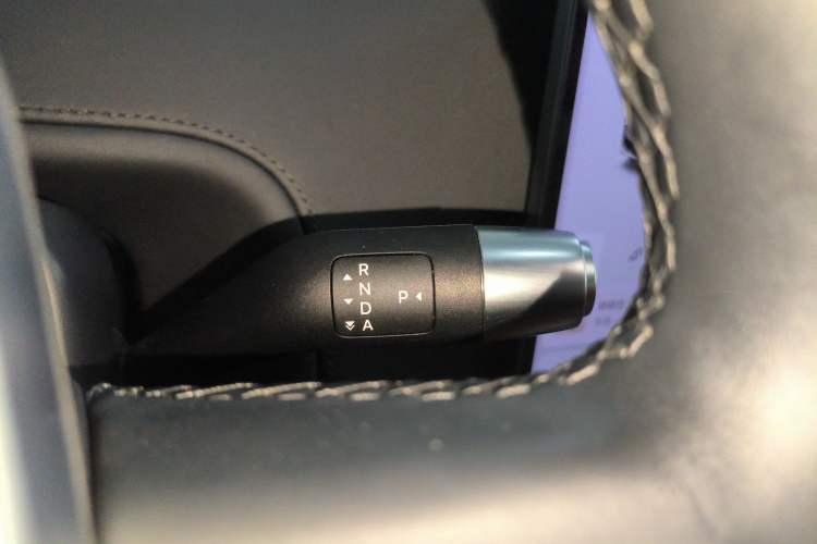 Used Li Auto L6 2024 Pro Model Gear Lever