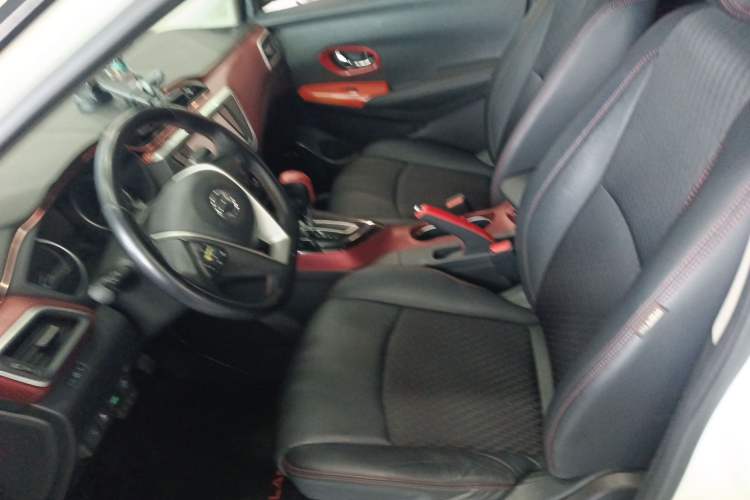 Used Nissan Lannia 2016 1.6L CVT High-Energy Version
