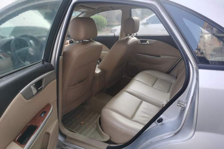 Used Buick Excelle 2013 1.5L Manual Luxury Model
