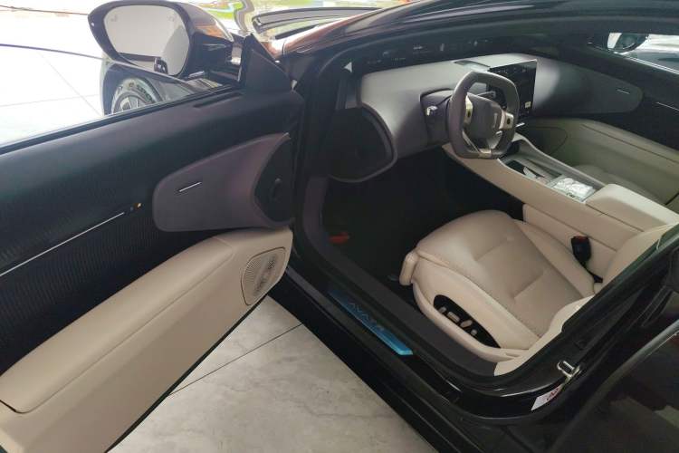 Used Avatr 12 2024 700 Three-Laser Rear-Wheel Drive Luxury Edition Driver Seat