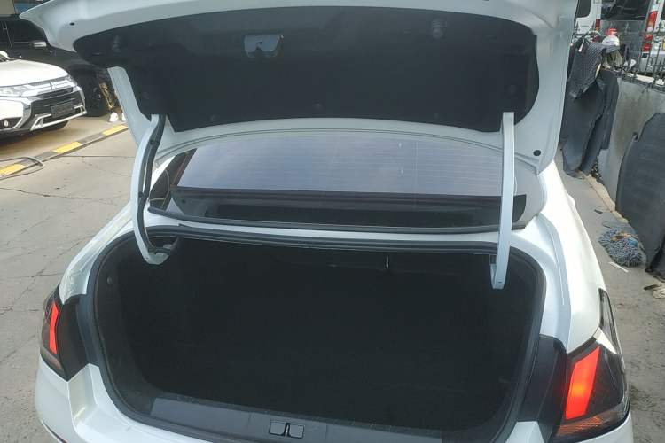 Used Peugeot 408 2020 360THP 10th Anniversary Premium Edition Trunk