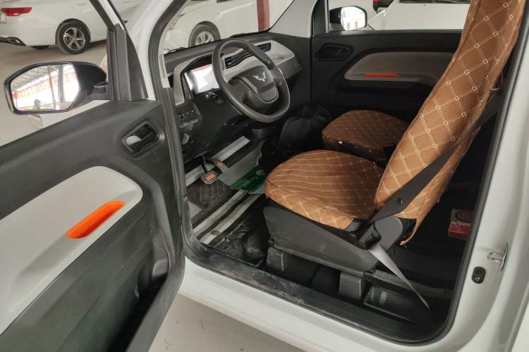 Used Wuling Hongguang MINIEV 2022 Easy Version Lithium Iron Phosphate
