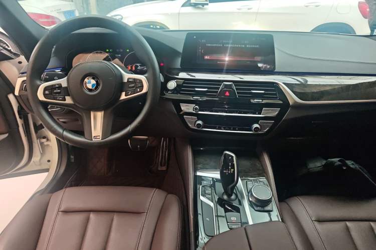 Used BMW 5 Series 2019 525Li M Sport Package
