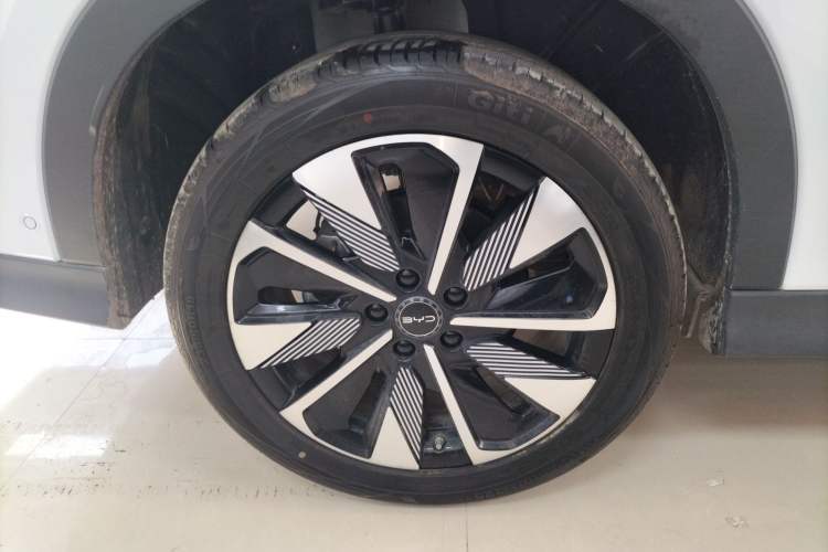 Used BYD Song PLUS New Energy 2025 EV 520km Premium Version