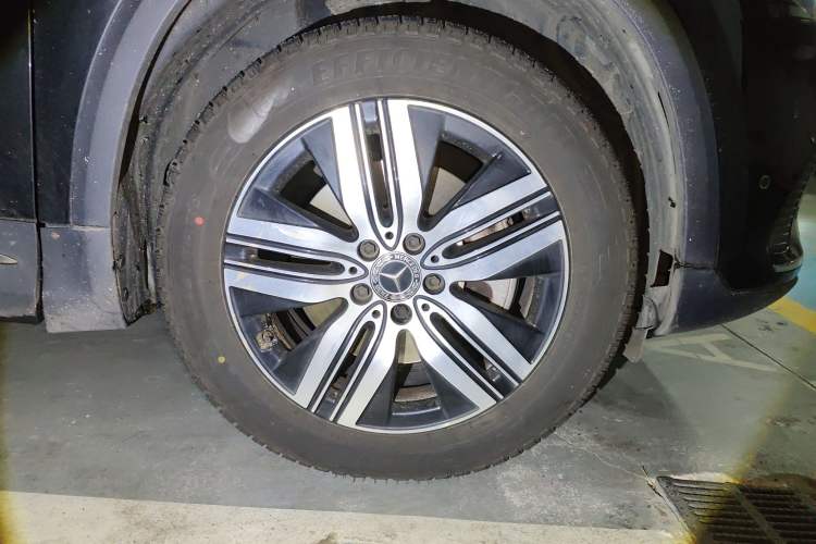 Used Mercedes-Benz EQA 2022 EQA 260 Right Front Wheel Hub