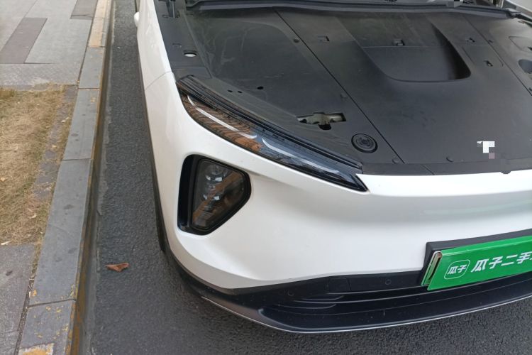 Used Nio ES6 2023 75 kWh Right Front Headlight