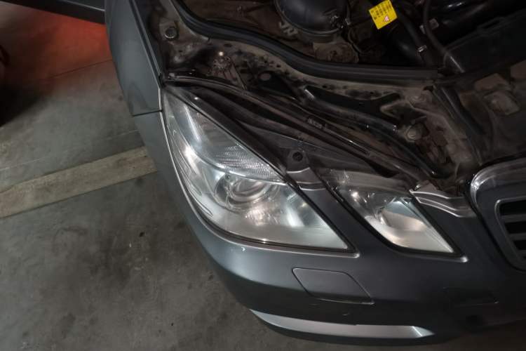 Used Mercedes-Benz E-Class 2010 E 260 CGI Fashion Model