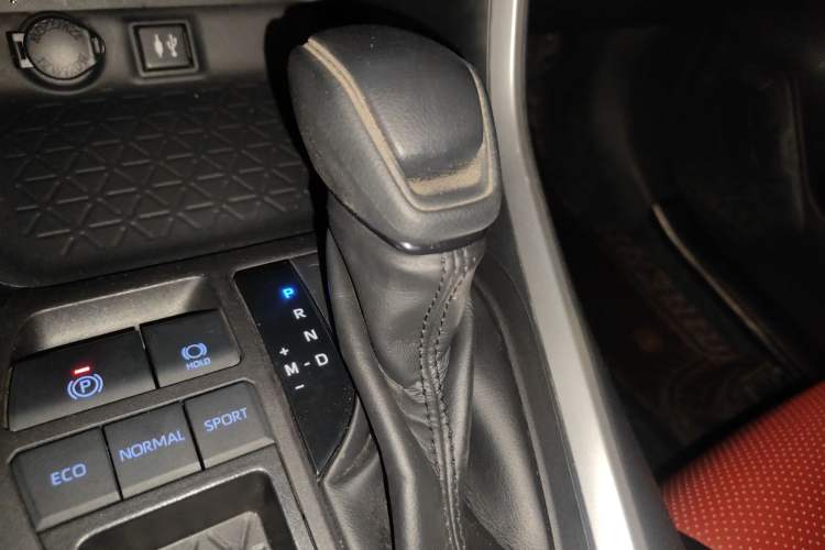 Used Toyota RAV4 2020 2.0L CVT Two-Wheel Drive Urban Edition
