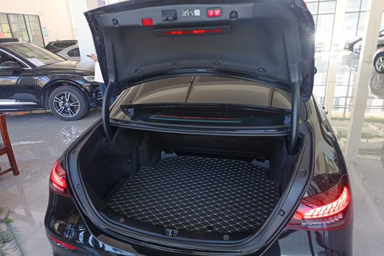 Used Mercedes-Benz E-Class 2023 E 300 L Sport Luxury Edition
